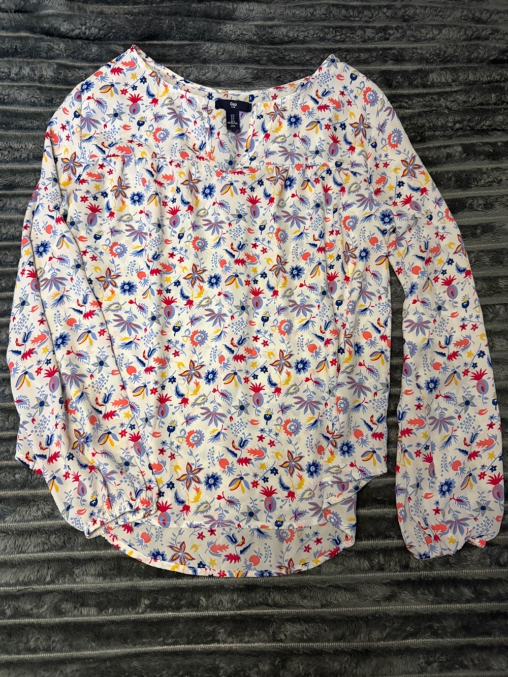 GAP White Floral Long-Sleeve Blouse